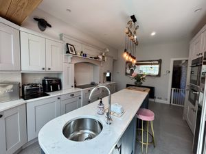 Photo 9- click for photo gallery